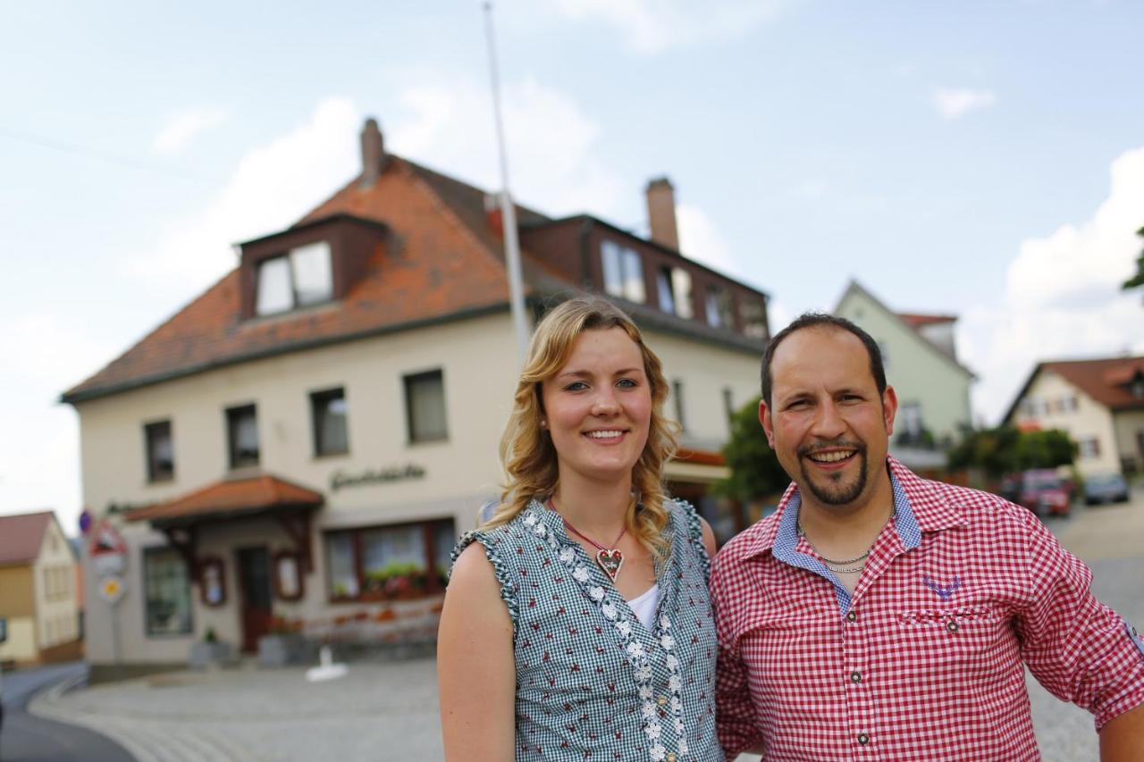 Gasthof Zur Burg Hohenberg an der Eger Bagian luar foto
